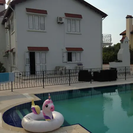 Catalkoy With Private Pool