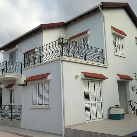 فيلة Catalkoy With Private Pool Agios Epiktitos